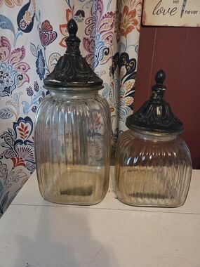 Vintage Amber Ribbed Glass Apothecary Jar with Decorative Black Lid - Set of 2
